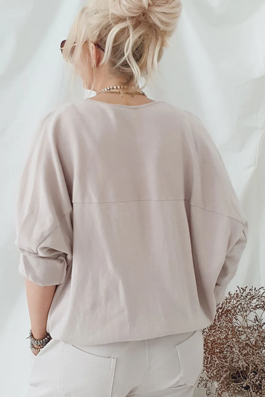 BYPIAS: Ausgefallenes Shirt in der Farbe sand – Bild 2