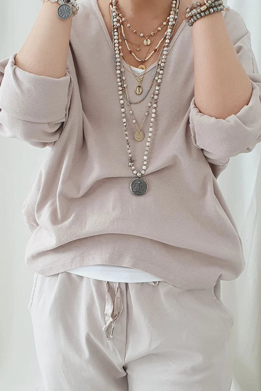 BYPIAS: Ausgefallenes Shirt in der Farbe sand – Bild 4