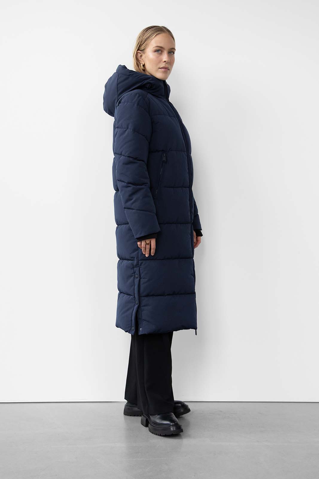 WithBlack: Langer Daunen Mantel "Glorian" in 4 schönen Farben – Bild 6